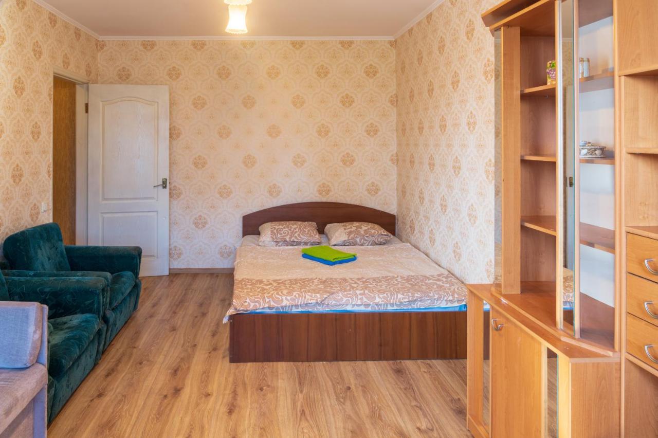 Квартира По Улице Федорова 1 Kyiv Exterior photo