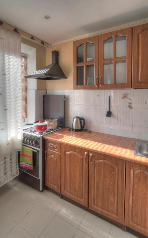 Квартира По Улице Федорова 1 Kyiv Exterior photo