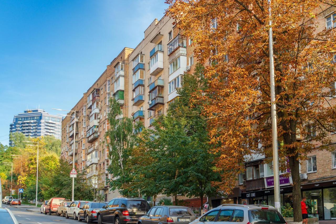 Квартира По Улице Федорова 1 Kyiv Exterior photo